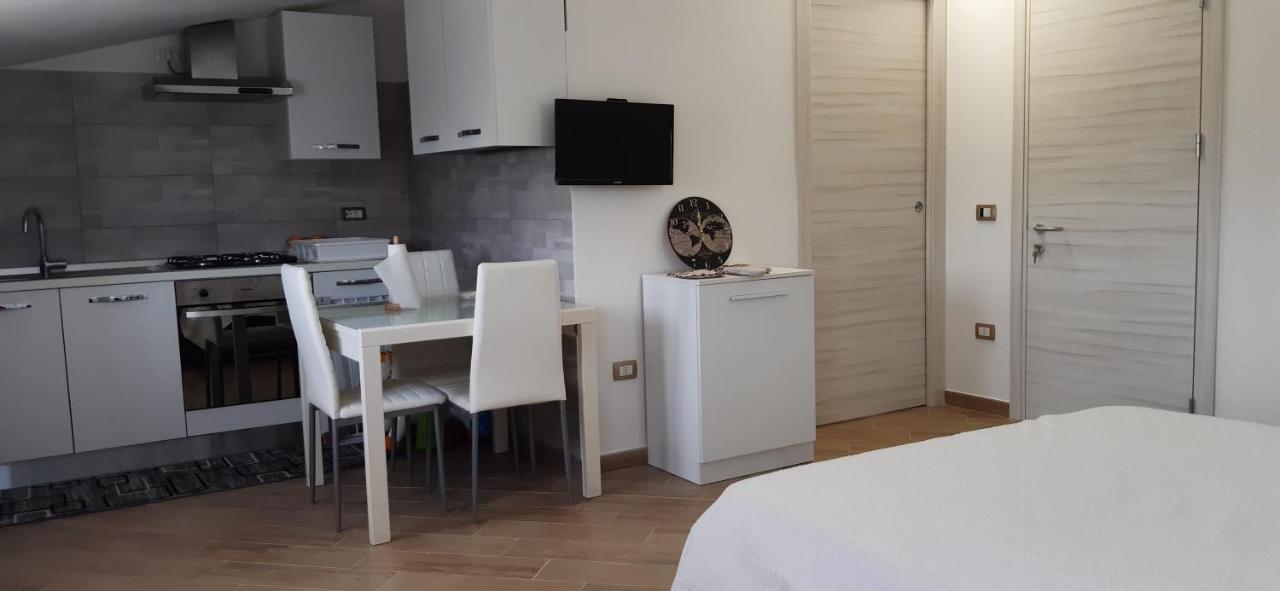 Ferienwohnung Casa Terra Del Sole Pula Exterior foto